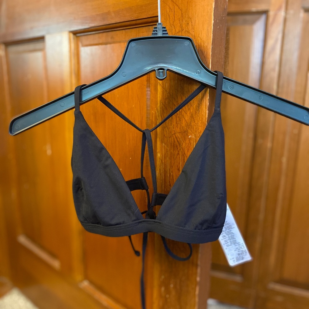 Brand new billabong Bikini top
